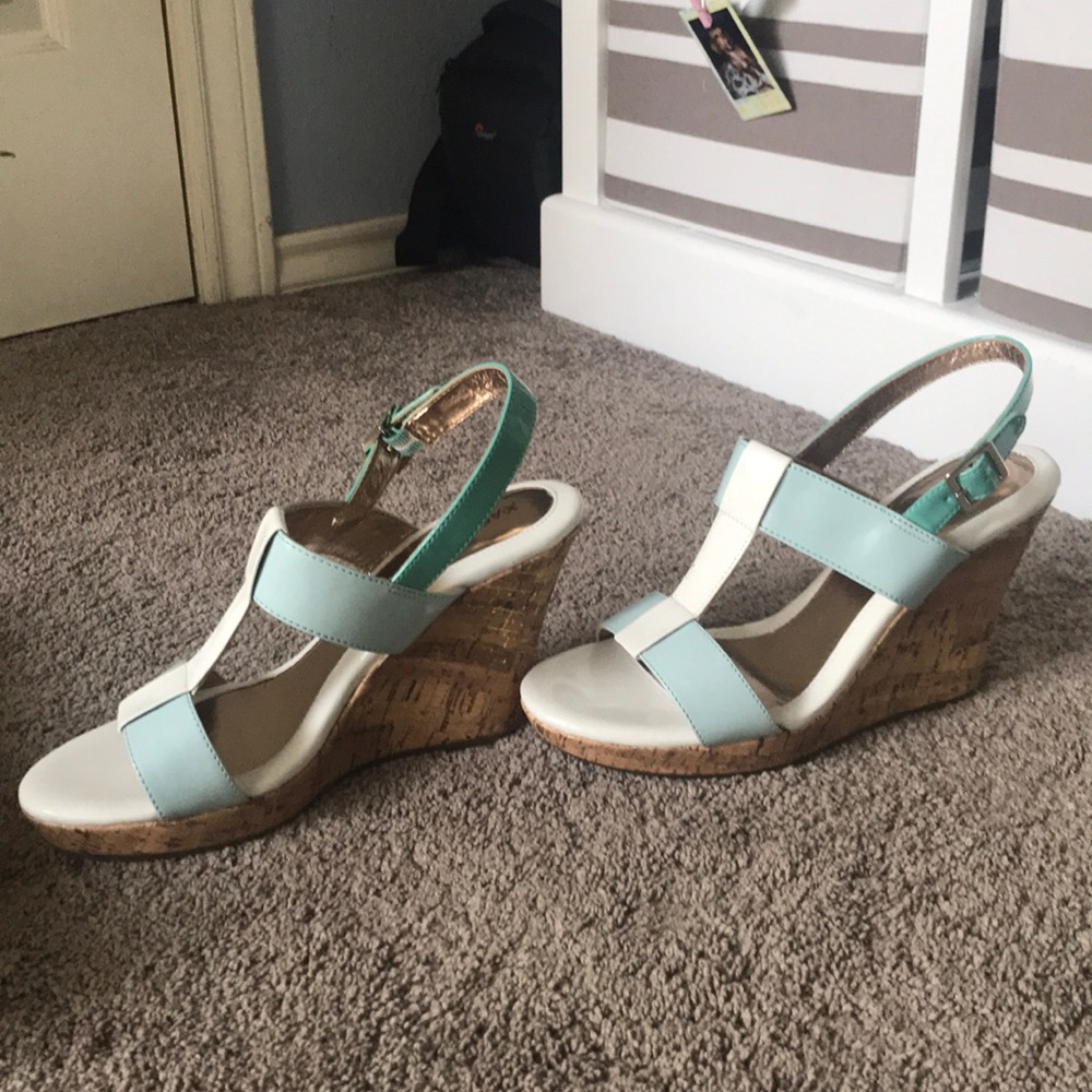Wedge Heels - Picture 5 of 8